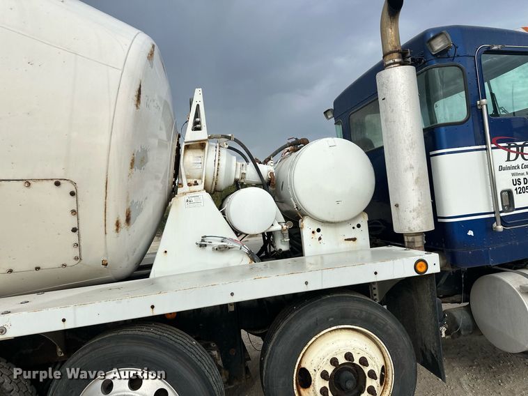 image for item DW4260 2005 Kenworth W900 ready mix truck
