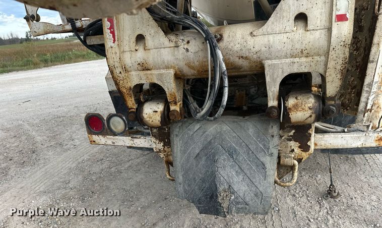 image for item DW4260 2005 Kenworth W900 ready mix truck