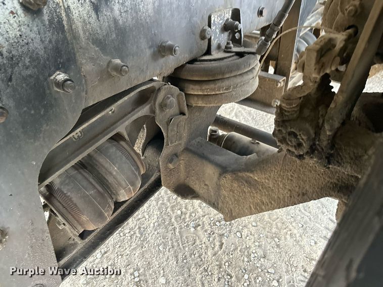 image for item DW4260 2005 Kenworth W900 ready mix truck