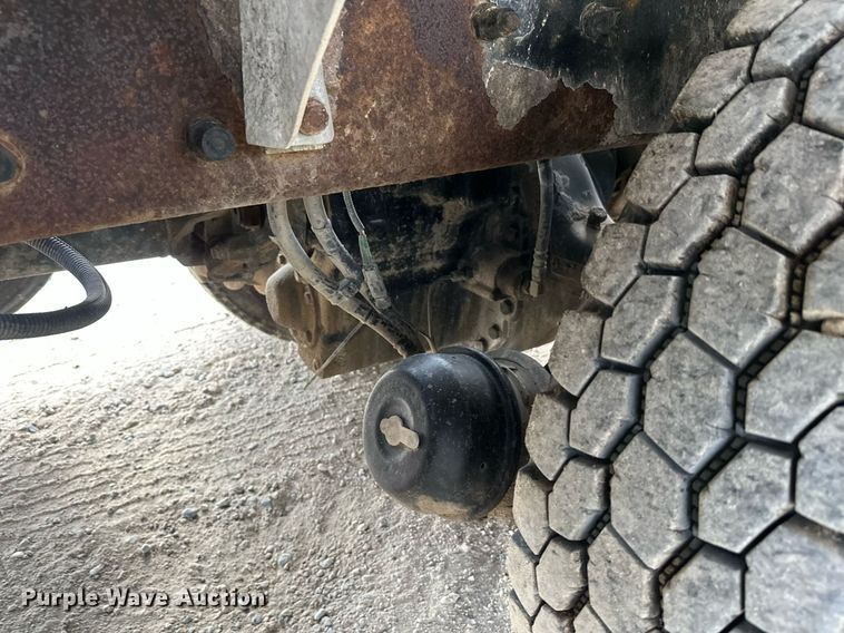 image for item DW4260 2005 Kenworth W900 ready mix truck