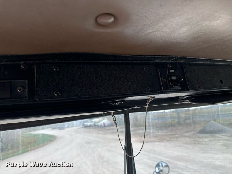 image for item DW4260 2005 Kenworth W900 ready mix truck