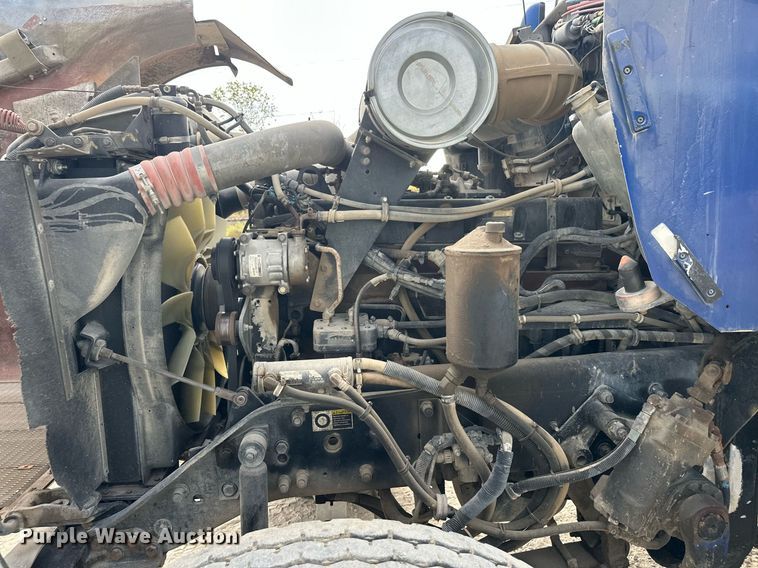 image for item DW4260 2005 Kenworth W900 ready mix truck