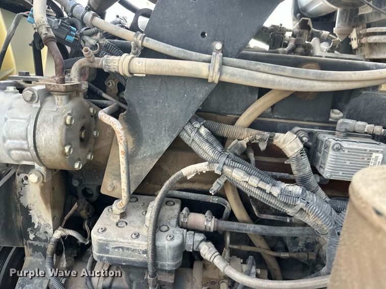 image for item DW4260 2005 Kenworth W900 ready mix truck