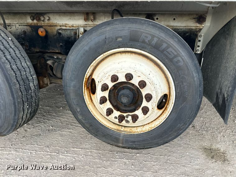 image for item DW4260 2005 Kenworth W900 ready mix truck