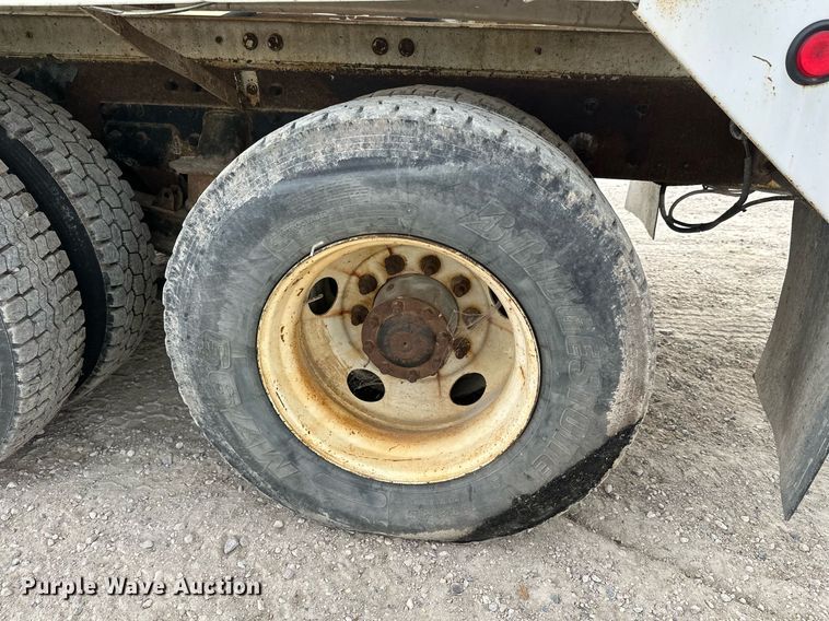 image for item DW4260 2005 Kenworth W900 ready mix truck