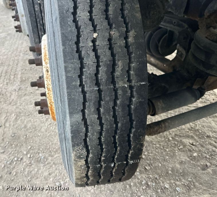 image for item DW4260 2005 Kenworth W900 ready mix truck