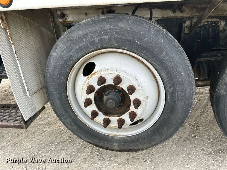 image for item DW4260 2005 Kenworth W900 ready mix truck