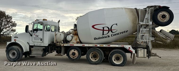 image for item DW4261 2006 Kenworth  W900 ready mix truck