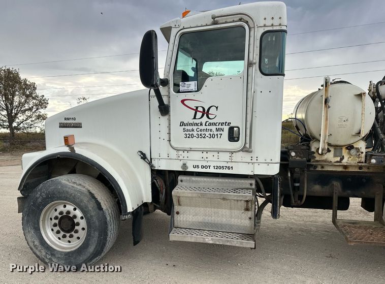 image for item DW4261 2006 Kenworth  W900 ready mix truck