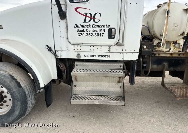 image for item DW4261 2006 Kenworth  W900 ready mix truck