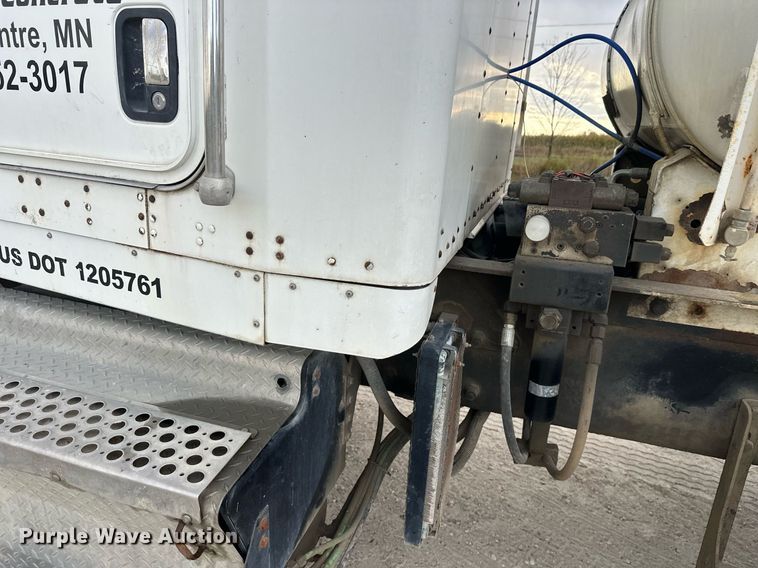 image for item DW4261 2006 Kenworth  W900 ready mix truck