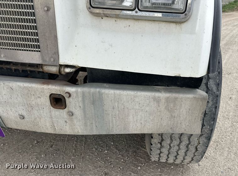 image for item DW4261 2006 Kenworth  W900 ready mix truck