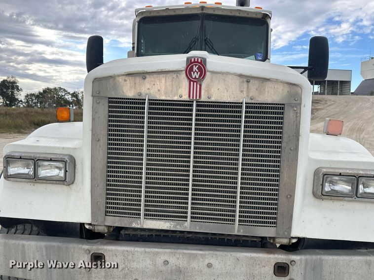 image for item DW4261 2006 Kenworth  W900 ready mix truck