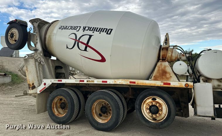 image for item DW4261 2006 Kenworth  W900 ready mix truck