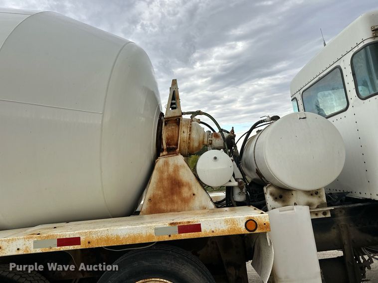 image for item DW4261 2006 Kenworth  W900 ready mix truck