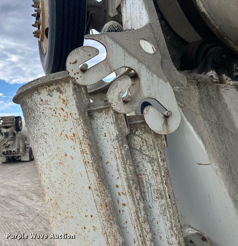 image for item DW4261 2006 Kenworth  W900 ready mix truck