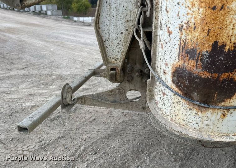 image for item DW4261 2006 Kenworth  W900 ready mix truck