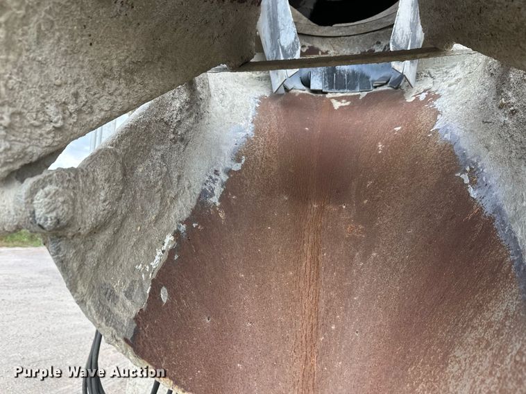 image for item DW4261 2006 Kenworth  W900 ready mix truck