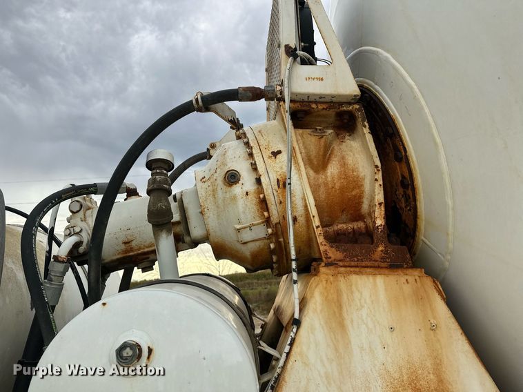 image for item DW4261 2006 Kenworth  W900 ready mix truck