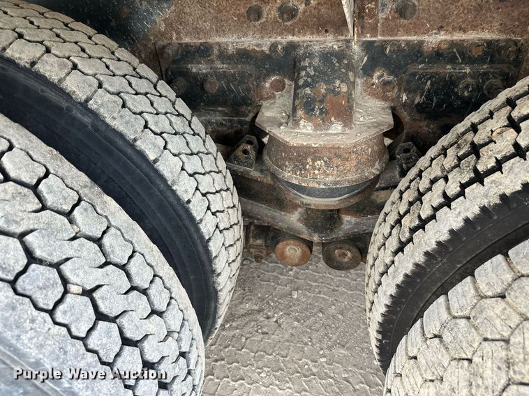 image for item DW4261 2006 Kenworth  W900 ready mix truck