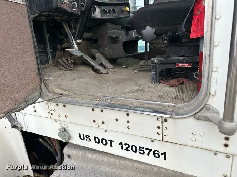 image for item DW4261 2006 Kenworth  W900 ready mix truck