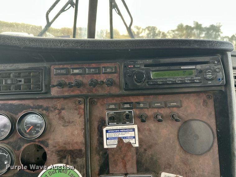 image for item DW4261 2006 Kenworth  W900 ready mix truck