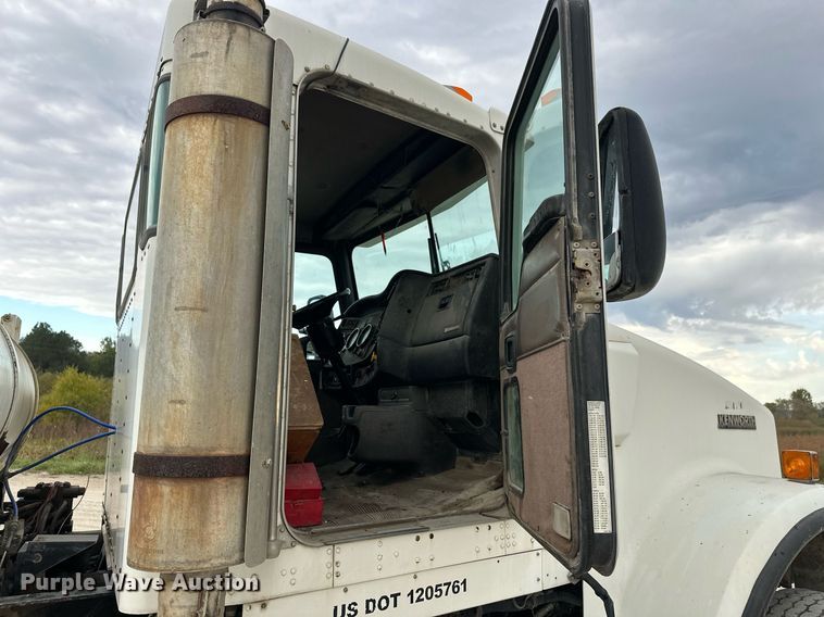 image for item DW4261 2006 Kenworth  W900 ready mix truck