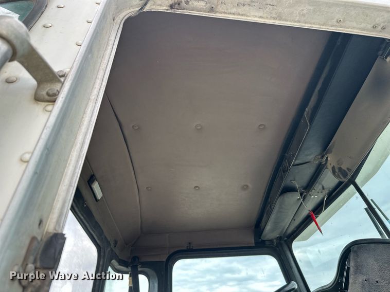 image for item DW4261 2006 Kenworth  W900 ready mix truck