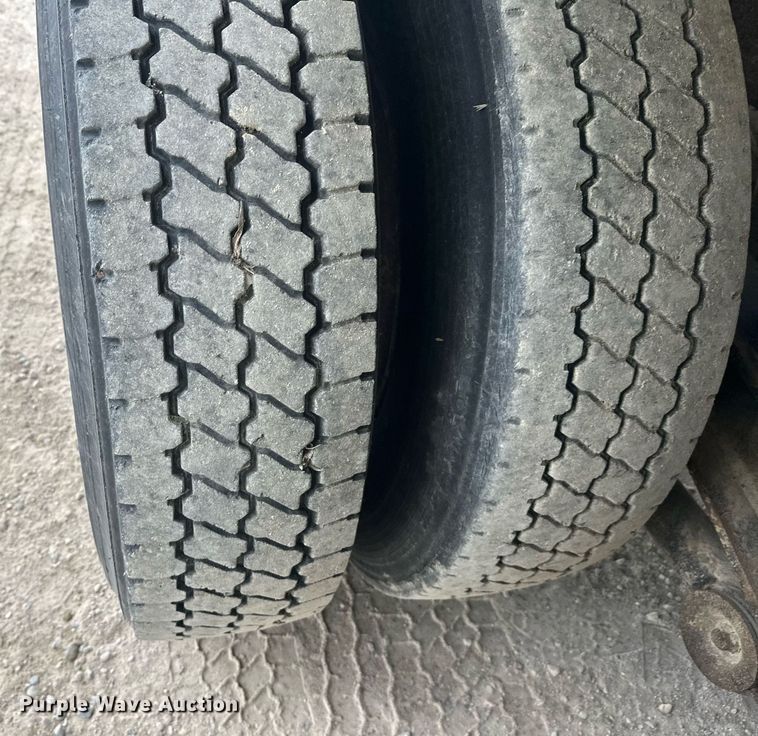 image for item DW4261 2006 Kenworth  W900 ready mix truck