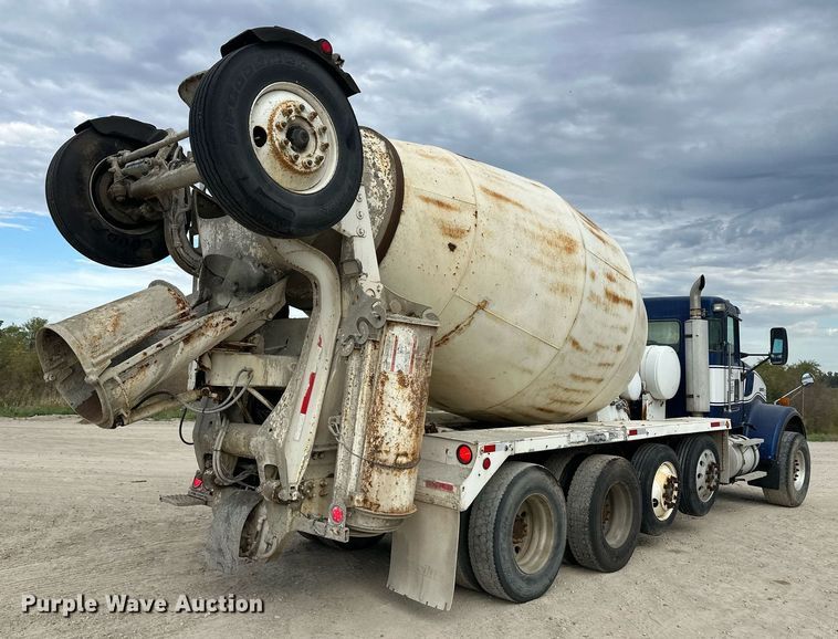 image for item DW4262 2005 Kenworth W900 ready mix truck