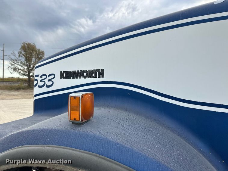 image for item DW4262 2005 Kenworth W900 ready mix truck
