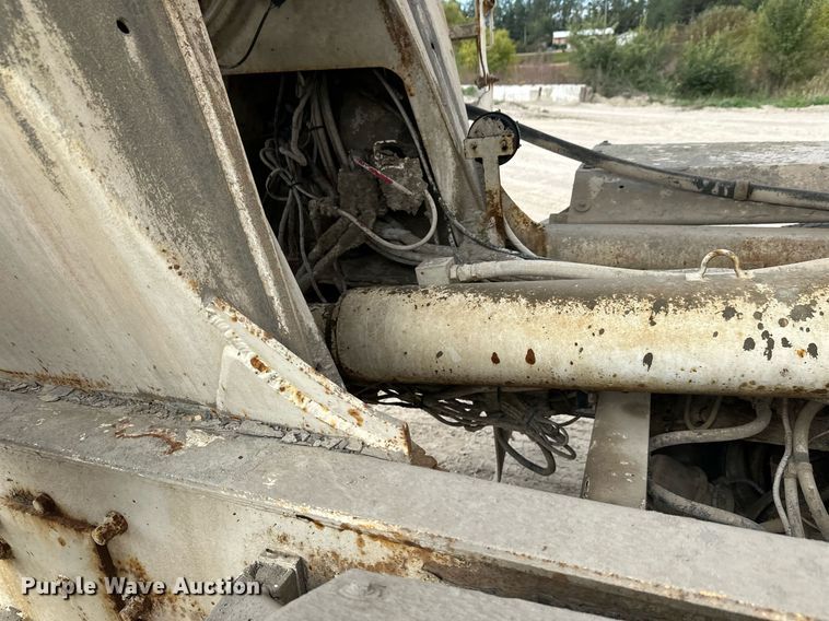 image for item DW4262 2005 Kenworth W900 ready mix truck