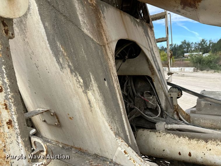 image for item DW4262 2005 Kenworth W900 ready mix truck