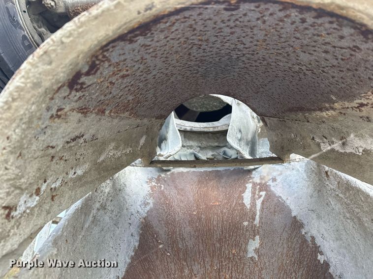 image for item DW4262 2005 Kenworth W900 ready mix truck