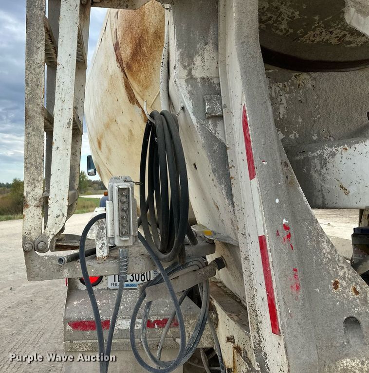 image for item DW4262 2005 Kenworth W900 ready mix truck