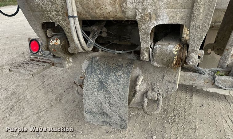 image for item DW4262 2005 Kenworth W900 ready mix truck