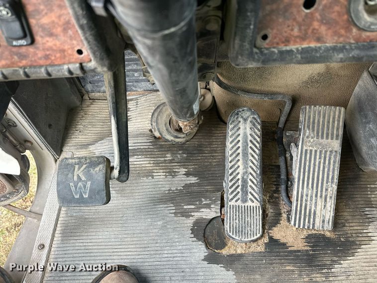 image for item DW4262 2005 Kenworth W900 ready mix truck