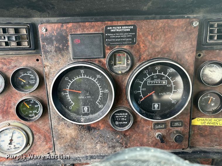 image for item DW4262 2005 Kenworth W900 ready mix truck