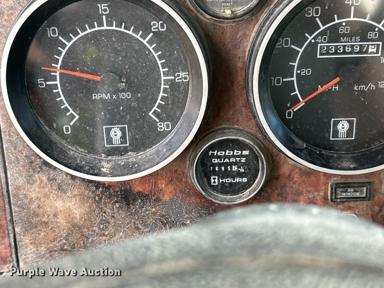 image for item DW4262 2005 Kenworth W900 ready mix truck