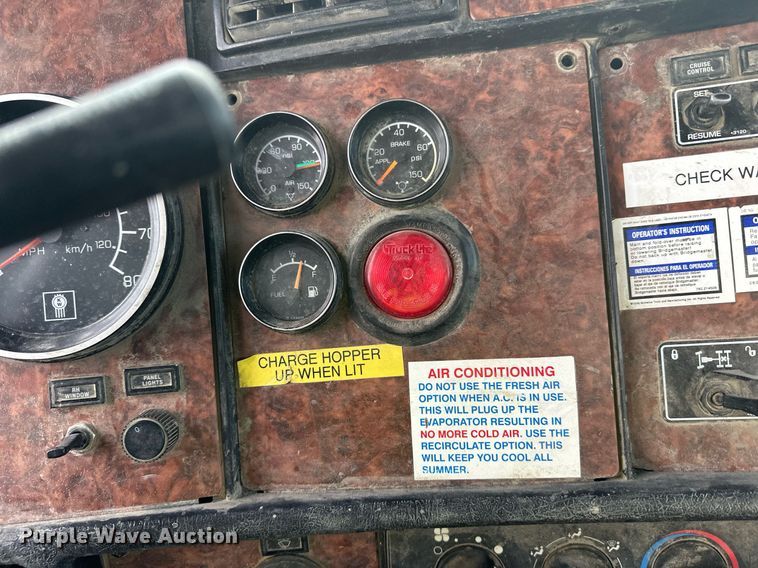 image for item DW4262 2005 Kenworth W900 ready mix truck