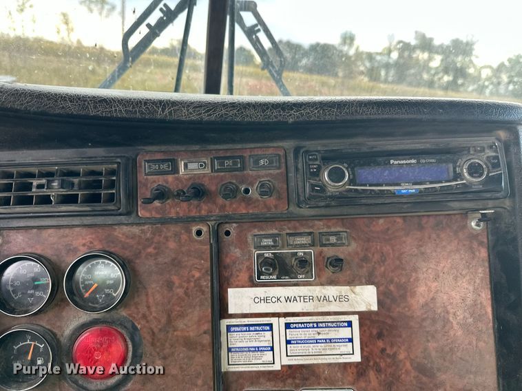 image for item DW4262 2005 Kenworth W900 ready mix truck