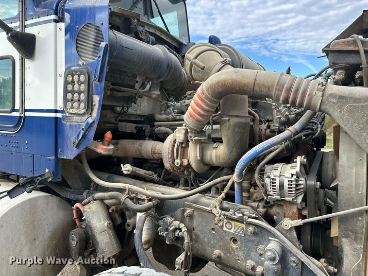 image for item DW4262 2005 Kenworth W900 ready mix truck