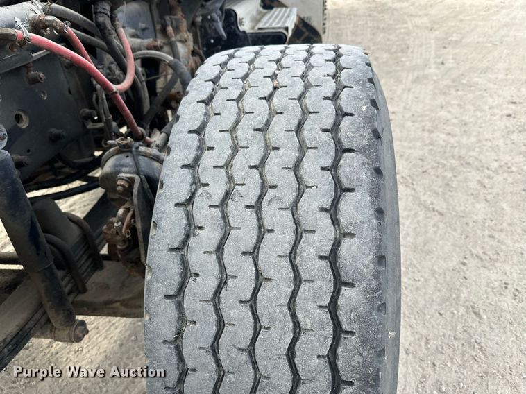 image for item DW4262 2005 Kenworth W900 ready mix truck