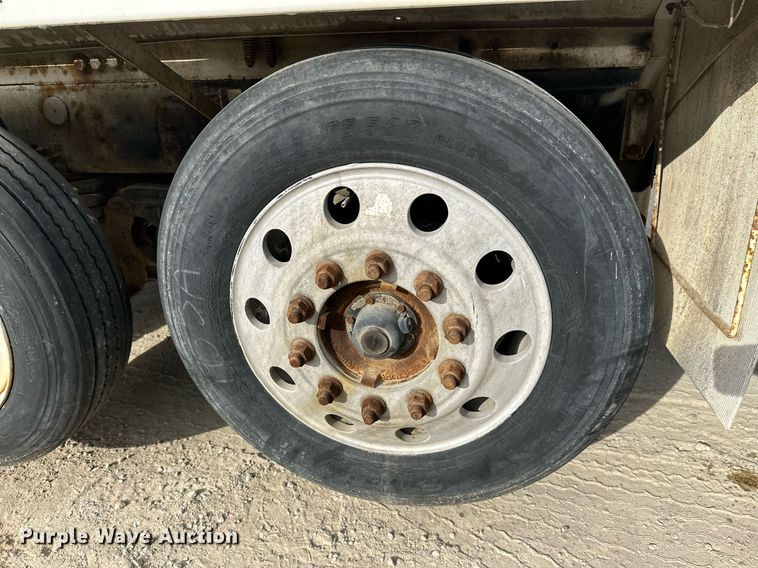 image for item DW4262 2005 Kenworth W900 ready mix truck