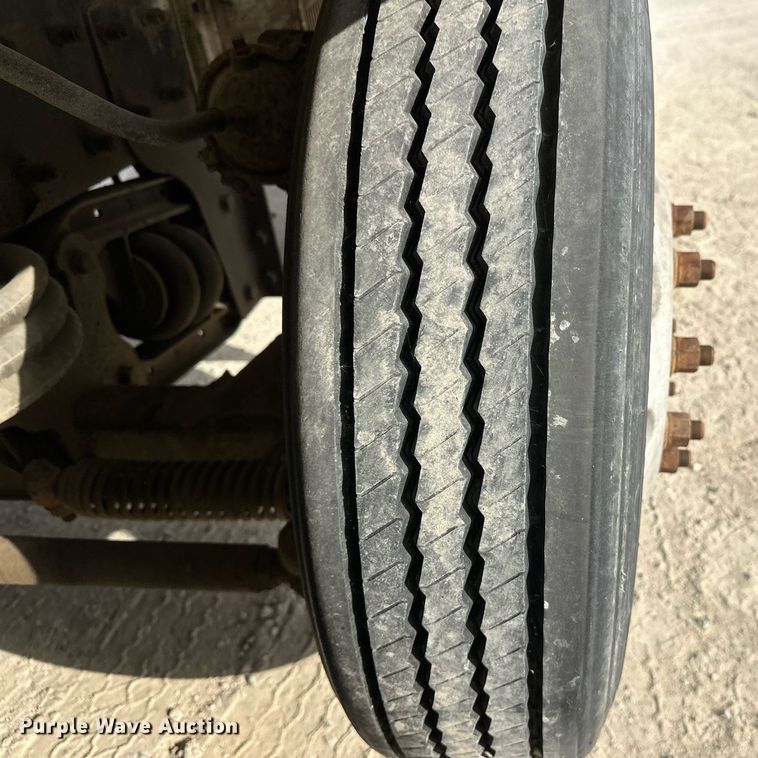 image for item DW4262 2005 Kenworth W900 ready mix truck