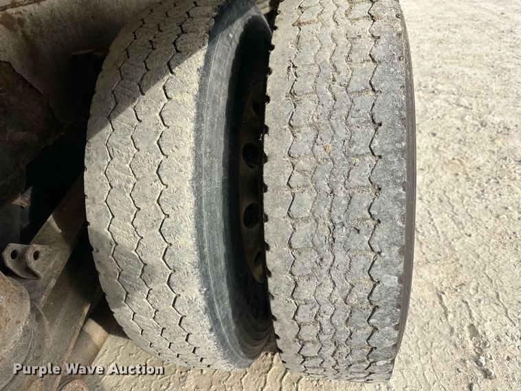 image for item DW4262 2005 Kenworth W900 ready mix truck