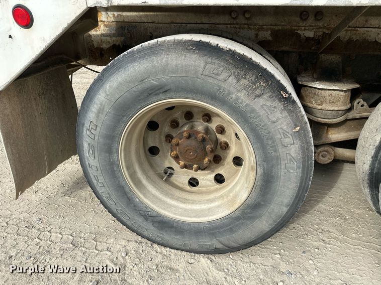 image for item DW4262 2005 Kenworth W900 ready mix truck