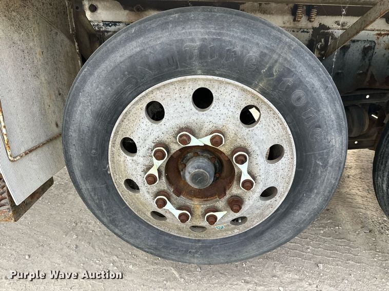 image for item DW4262 2005 Kenworth W900 ready mix truck