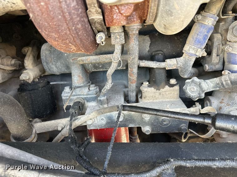 image for item DW4263 2005 International 5600I ready mix truck