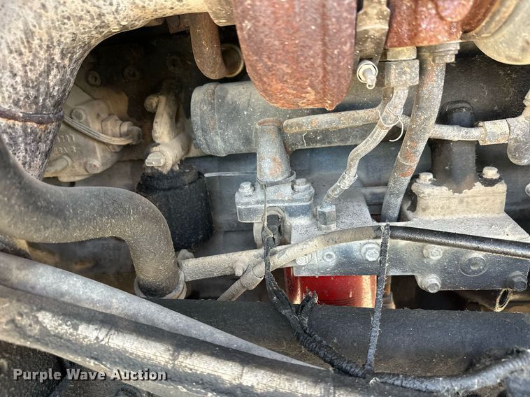 image for item DW4263 2005 International 5600I ready mix truck